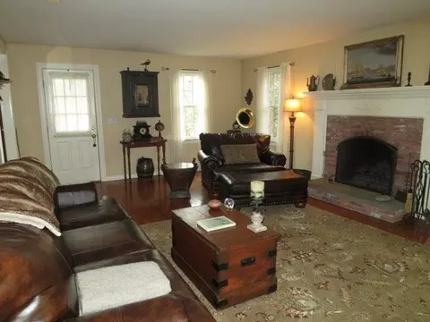 194 White Moss Dr, Marstons Mills, MA 02648 photo 4