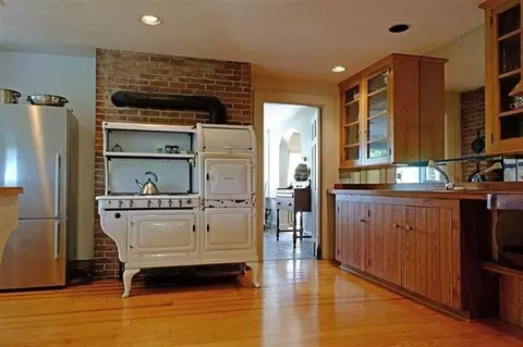 48 Main St, Osterville, MA 02655 photo 13