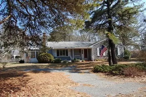20 Heritage Hill Cir, Eastham, MA 02642 photo 2