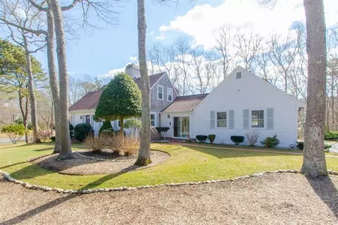 458 Elliott Rd, Centerville, MA 02632 photo 3