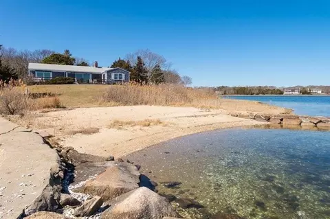 41 Harbor Dr, Pocasset, MA 02559 photo 2