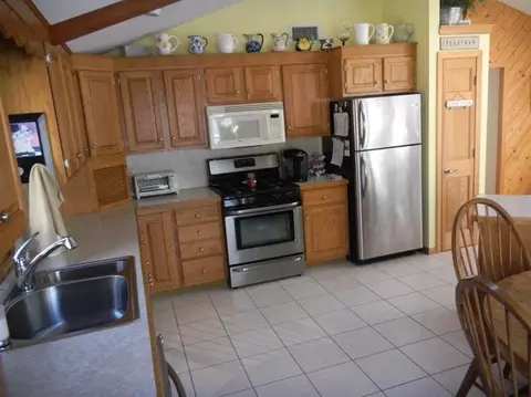 25 Circle Dr, Eastham, MA 02642 photo 3