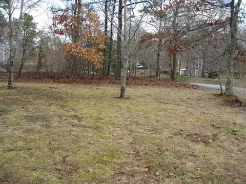 110 Camelback Rd, Marstons Mills, MA 02648 photo 2