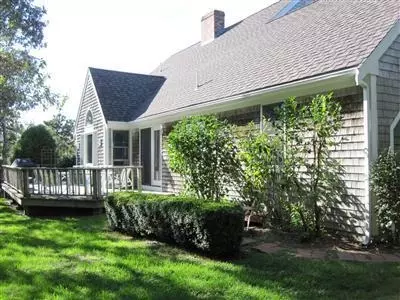 29 Buckingham Way, Cotuit, MA 02635 photo 3
