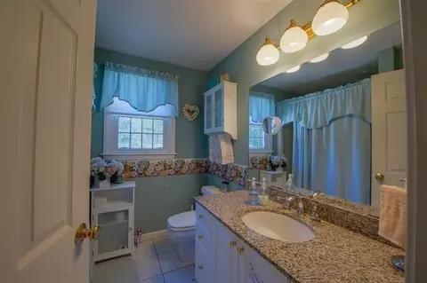 265 Old Oyster Rd, Cotuit, MA 02635 photo 28