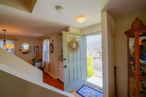 265 Old Oyster Rd, Cotuit, MA 02635 photo 14