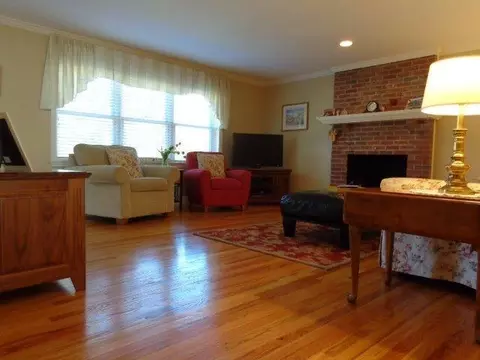 7 Warwick Way, Centerville, MA 02632 photo 3