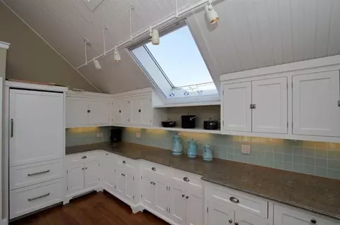 24 Jeep Pl, Mashpee, MA 02649 photo 3
