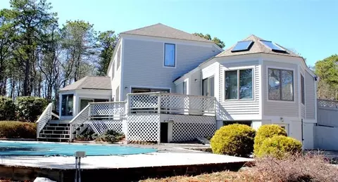 93 The Hacking Cir, Mashpee, MA 02649 photo 19