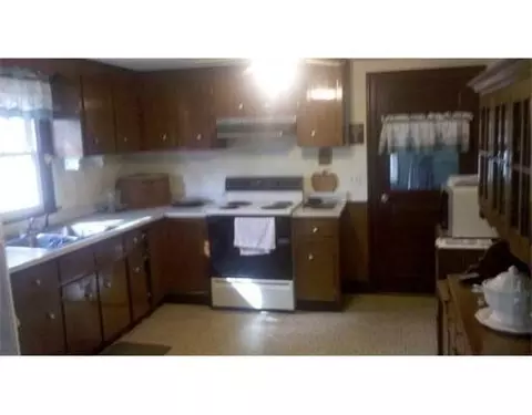 61 Joan Rd, Centerville, MA 02632 photo 2