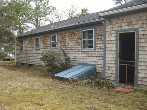 193 Megan Rd, Hyannis, MA 02601 photo 4