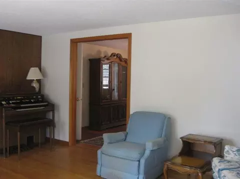 193 Megan Rd, Hyannis, MA 02601 photo 3