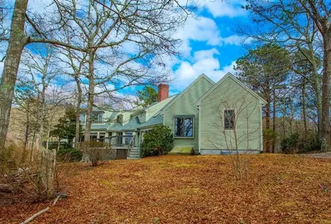 385 Elliott Rd, Centerville, MA 02632 photo 2
