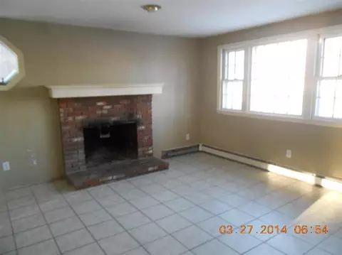57 Mayflower Ln, East Wareham, MA 02538 photo 4