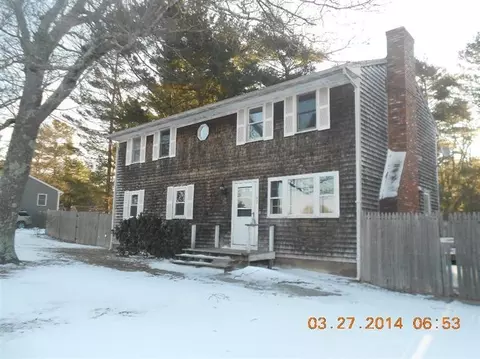 57 Mayflower Ln, East Wareham, MA 02538 photo 1
