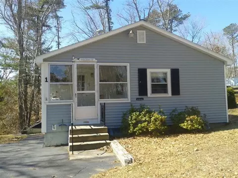 1 Pine Rd, Forestdale, MA 02644 photo 2