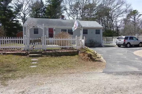 26 Leen Rd, Pocasset, MA 02559 photo 2