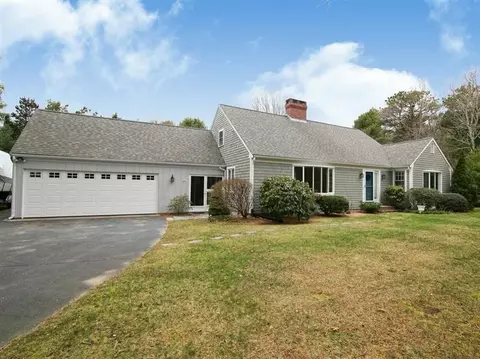 224 Regency Dr, Marstons Mills, MA 02648 photo 1