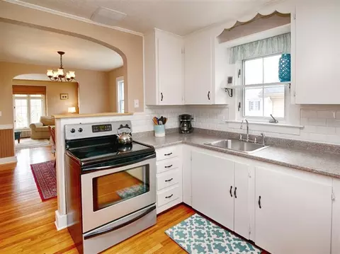 14 Morse Ave, Wareham, MA 02571 photo 6