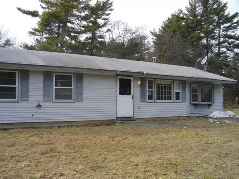 28 Dennis Ln, Wareham, MA 02571 photo 1