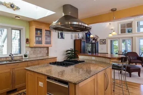 308 Starboard Ln, Osterville, MA 02655 photo 10