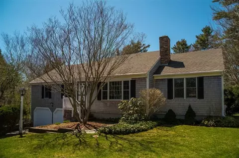 29 Warwick Way, Centerville, MA 02632 photo 3