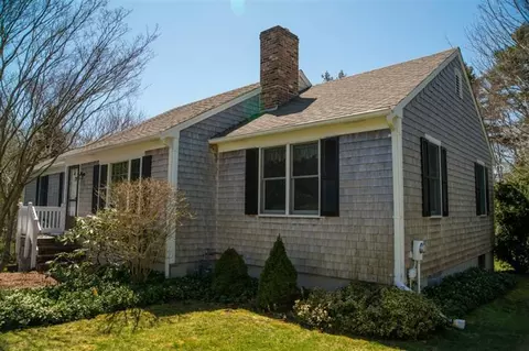 29 Warwick Way, Centerville, MA 02632 photo 2