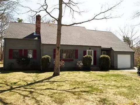 138 Jones Rd, Marstons Mills, MA 02648 photo 1