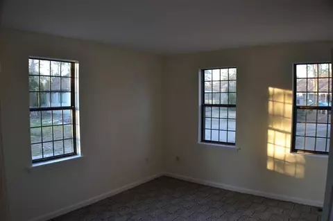 23 Lexington Dr, Hyannis, MA 02601 photo 13