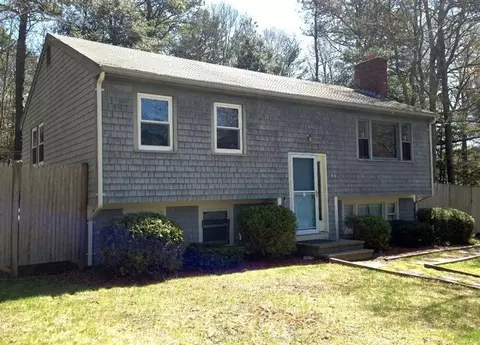 90 Raspberry Ln, Marstons Mills, MA 02648 photo 1