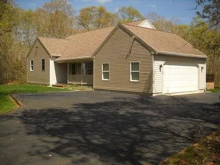 73 Clover Ln, Marstons Mills, MA 02648 photo 2