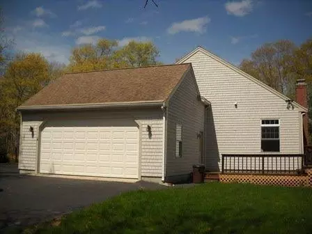 73 Clover Ln, Marstons Mills, MA 02648 photo 3