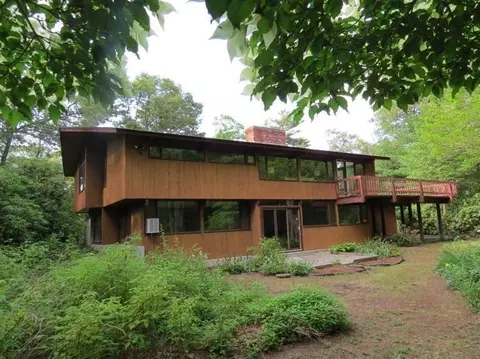 111 Regency Dr, Marstons Mills, MA 02648 photo 2