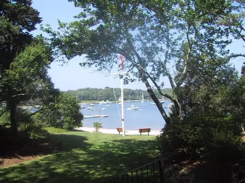 30 Point Isabella Rd, Cotuit, MA 02635 photo 9