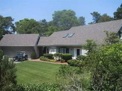 30 Point Isabella Rd, Cotuit, MA 02635 photo 1