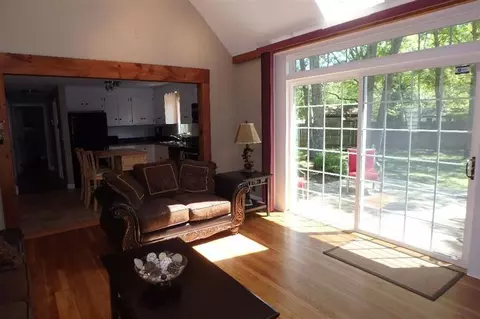 116 Audreys Ln, Marstons Mills, MA 02648 photo 8