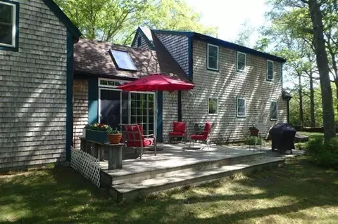 116 Audreys Ln, Marstons Mills, MA 02648 photo 4