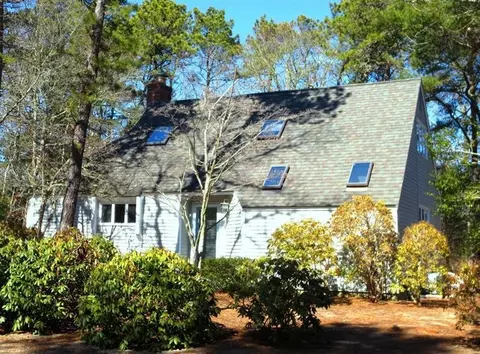 21 Marway, Mashpee, MA 02649 photo 1