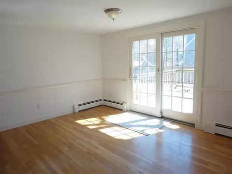 25 County Seat St, Hyannis, MA 02601 photo 5