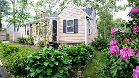 12 Parkwood Dr, Wareham, MA 02571 photo 13