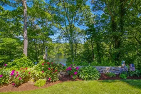 15 Pine Ln, Osterville, MA 02655 photo 3