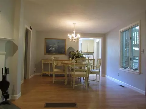 727 Main St #E2, Osterville, MA 02655 photo 5