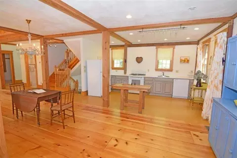 3385 Main Route 6a St, Barnstable, MA 02630 photo 12