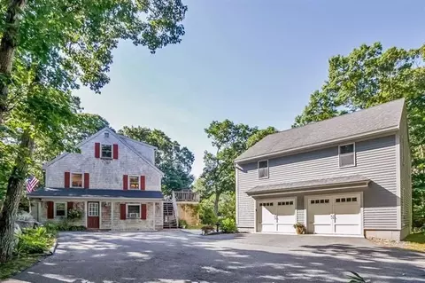 205 Cedar St, West Barnstable, MA 02668 photo 1