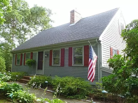 205 Cedar St, West Barnstable, MA 02668 photo 2