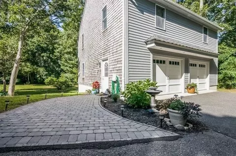 205 Cedar St, West Barnstable, MA 02668 photo 24