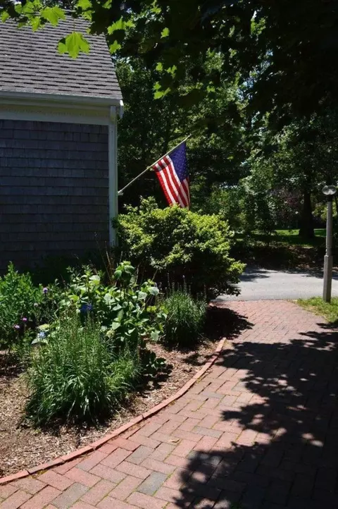 192 Skunknet Rd, Centerville, MA 02632 photo 3