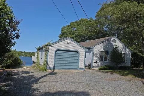 39 James Cir, Mashpee, MA 02649 photo 1