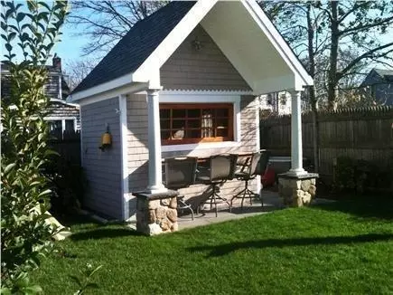 298 Ocean St, Hyannis, MA 02601 photo 4