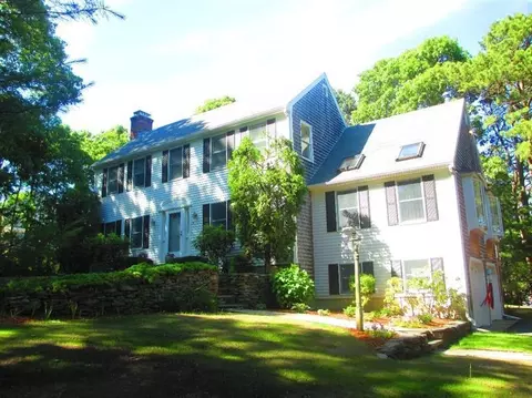 15 Sheep Meadow Rd, West Barnstable, MA 02668 photo 1